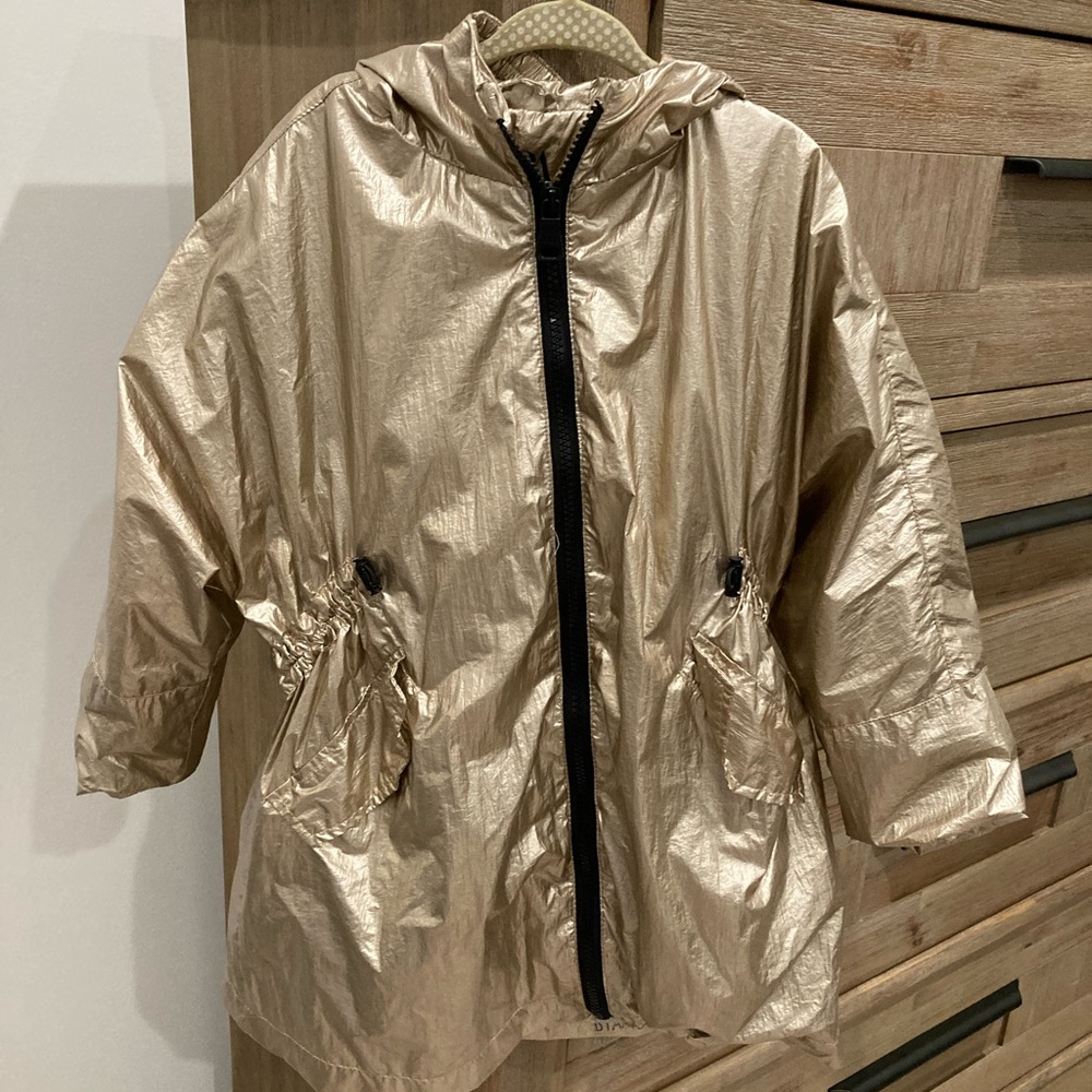 LIKE NEW!! Zara Girls Raincoat size 6